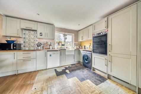 Kitchen (2)