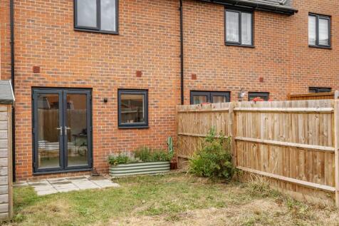 Rear Garden (1)