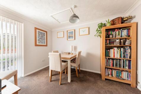 Dining Room (2)