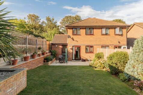 Rear Garden (1)