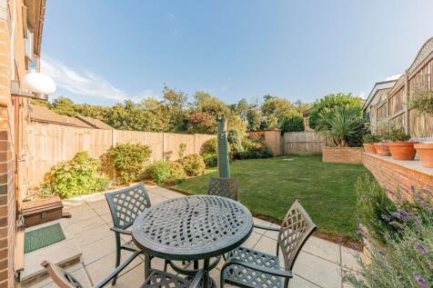 Rear Garden (3)