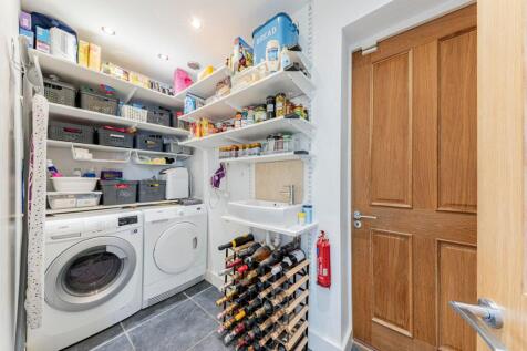 Utility Room (1)