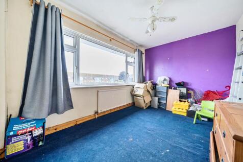 Bedroom Two (2)