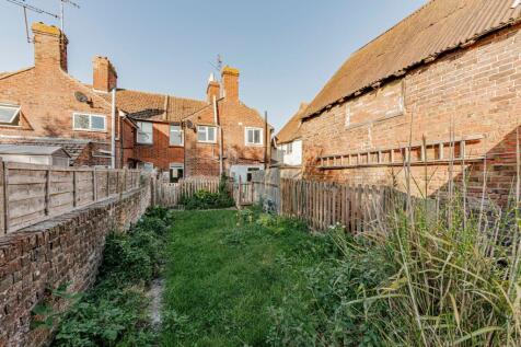 Rear Garden (3)