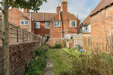 Rear Garden (4)