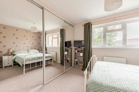 Bedroom One (2)
