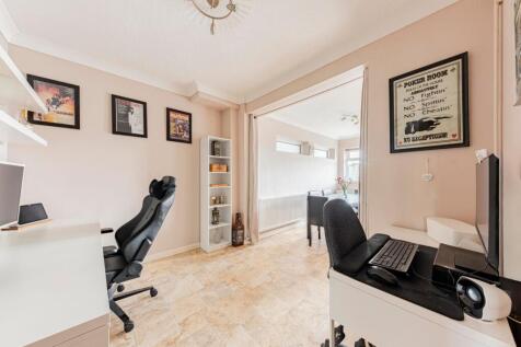 Dining Area (1)