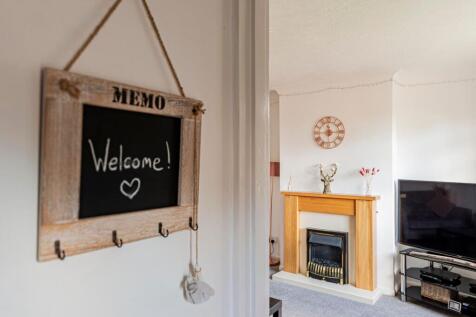 Living Room (2)