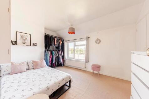 Bedroom Two (1)