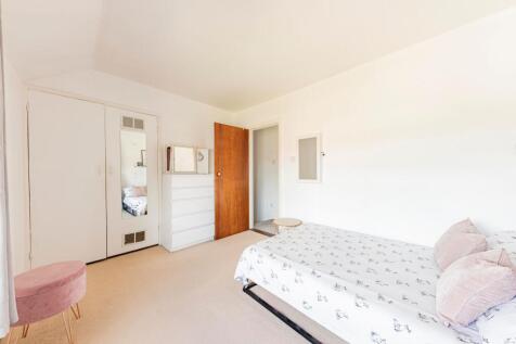 Bedroom Two (3)