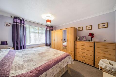 Bedroom One (2)