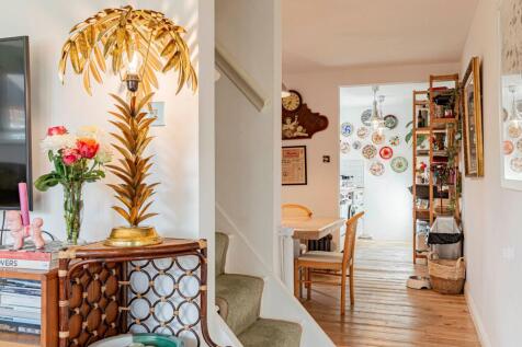 Living Room (5)
