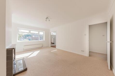 Living Room (2)