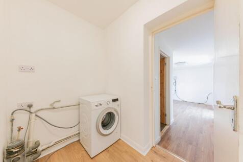 Utility Room (1)