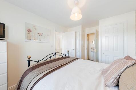 Bedroom One (2)