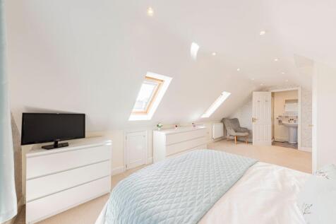 Bedroom Four (2)
