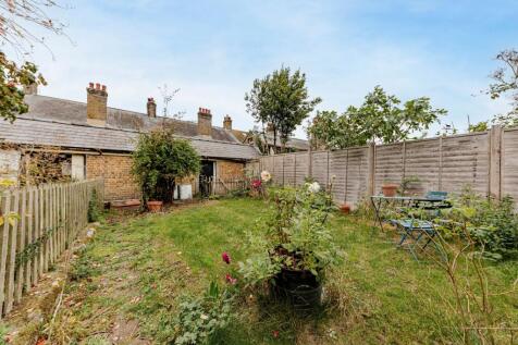 Rear Garden (4)