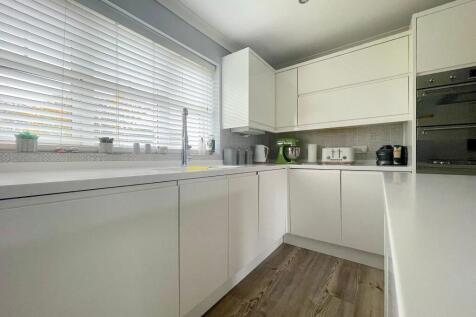 Living Room/Dining Room/Kitchen (5)