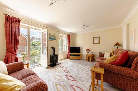 Living Room (1)