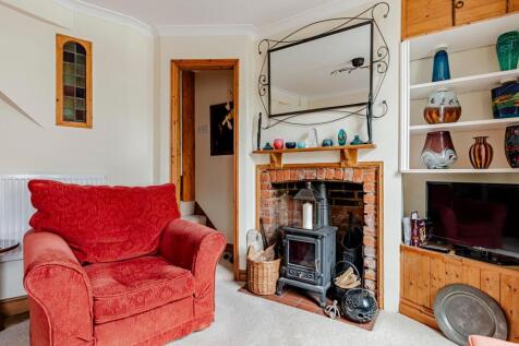 Living Room (2)