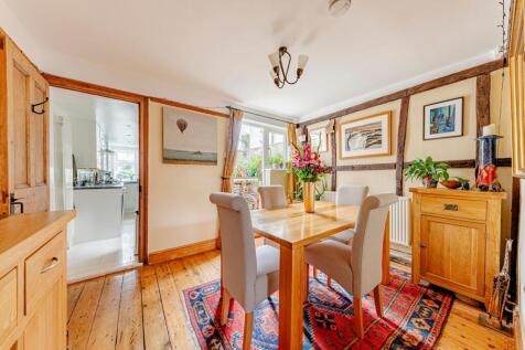 Dining Room (3)