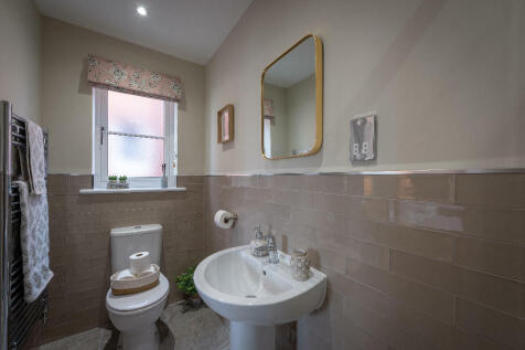 Mytton Ensuite