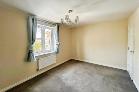 2nd Bedroom