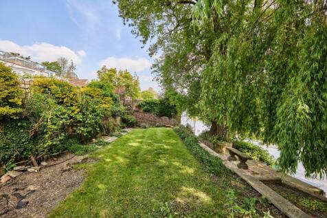 Property Image 39