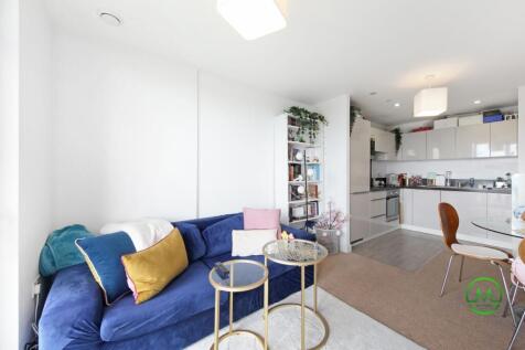 Stunning One Bedroom Flat