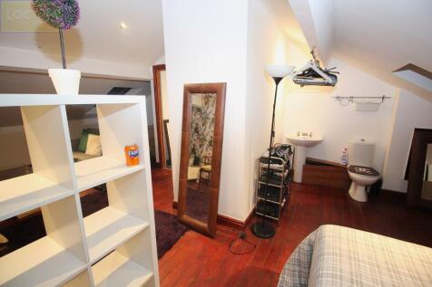 bedroom 3..JPG