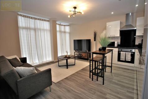 Lounge Kitchen
