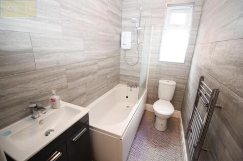 Bathroom.JPG