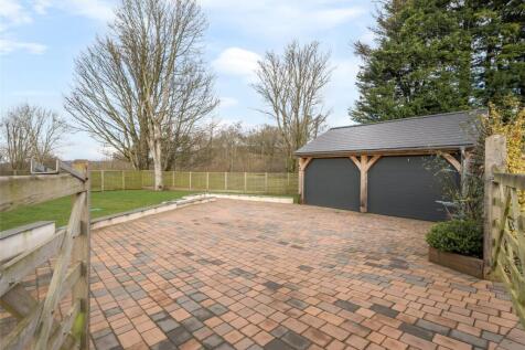 Driveway &amp; Garages