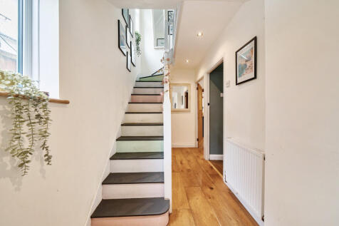 Stairs/Hallway