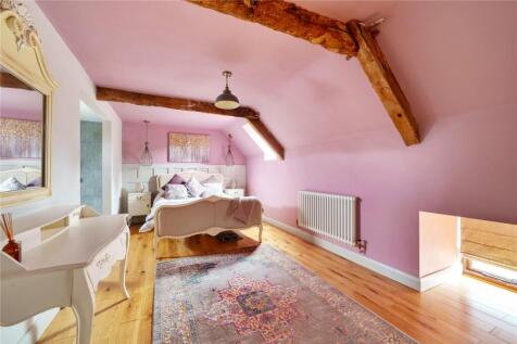 Main Bed