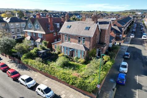 dji_fly_20251016_233042_574_1761140780530_photo.