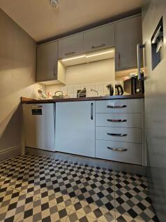 thumbnail_image003 3.jpg