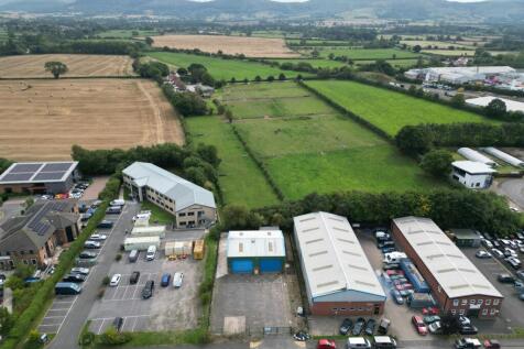 dji_fly_20250807_185600_417_ _photo.JPG