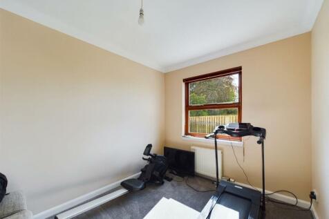 CAM01486G0-PR0170-STILL020.jpg