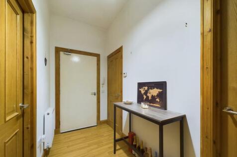 CAM01486G0-PR0532-STILL012.jpg