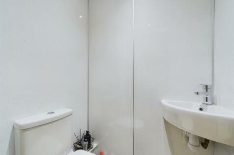 CAM01486G0-PR0576-STILL007.jpg