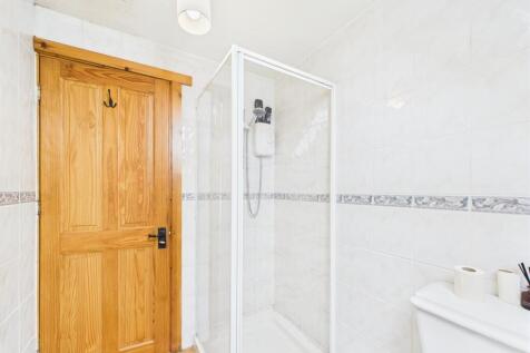 CAM01486G0-PR0698-STILL033.jpg