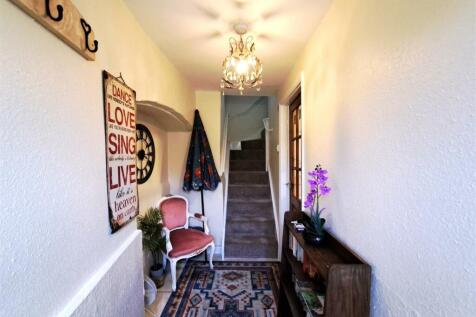 Hallway.jpg
