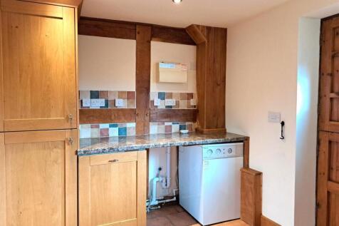 kitchen1.jpg