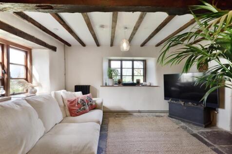 Hanging Bank Cottage Evenjobb (62).jpg