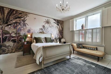 9 Raneleigh Street - (42).jpg