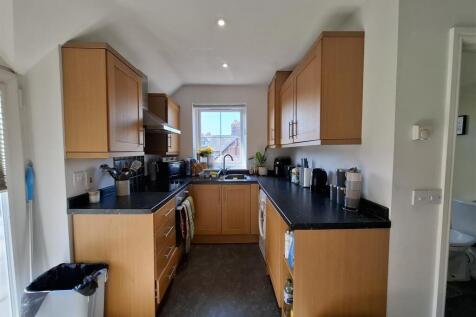 Kitchen1.jpg
