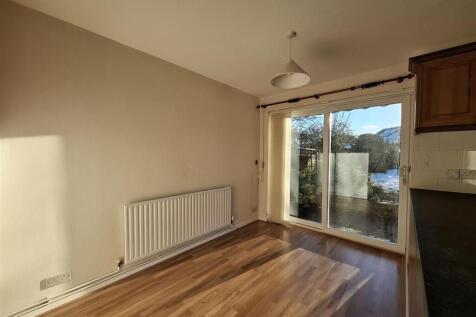 A. Dining room.jpg