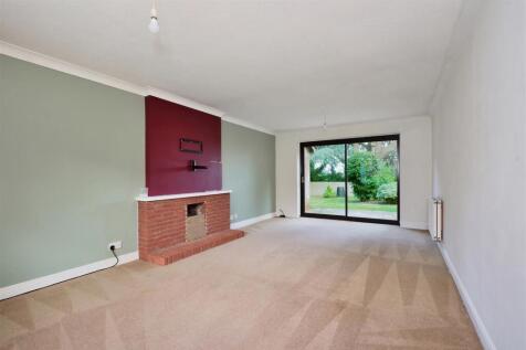 11 Woodfen Crescent (21).jpg