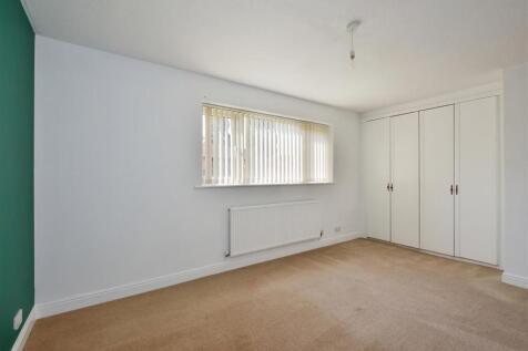 11 Woodfen Crescent (51).jpg